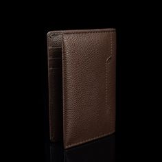 Life is about finding creative solutions to everyday situations, and with our Grant premium leather card case, we've aimed to do exactly that. The choice doesn't always fall between two options – a wallet or a cardholder. We were confident that there is an in-between option and thus, we created one. Handcrafted in Florence, Italy from premium vegetable-tanned full-grain Italian leather, our Grant card case combines the best features of a cardholder and a wallet thanks to its vertically elongated Wallet For Men, Card Case Wallet, Leather Laptop Bag, Card Organizer, Beautiful Inside And Out, Leather Card Case, Leather Briefcase, Florence Italy, Leather Travel