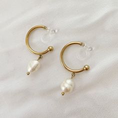 Pearl - Clip-On Earrings Clothing Board, Types Of Skin, Jewelry Lookbook, No Problem, Clip On, Jewelry Inspiration, Clip On Earrings, Skin Types, 18k Gold