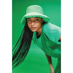 Pantone Green Embellished Puffer Bucket Hat New Pantone X Forever 21 Collab Green Cotton Hat, Green Bucket Hat For Summer Streetwear, Spring Green Bucket Hat, Trendy Green Bucket Hat For Spring, Casual Green Bucket Hat For Streetwear, Vintage Bucket Hat, Pantone Green, Sassy Jones, Blogger Poses