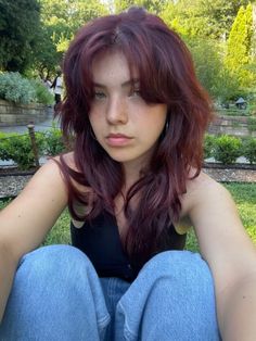 Brunettes With Red Undertones, Shag Hairstyles Ponytail, Layered Medium Shag With Bangs, Wolf Haircut Red Hair, Red Hair Dye Inspo Aesthetic, Mid Length Colored Hair, Long Thick Bangs, Hair Dye Inspo Long Hair, Hair Dye Colors For Pale Skin