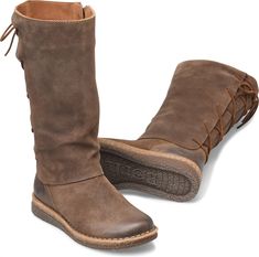 Expertly crafted and laced by hand, the Sable will bring a rustic, artisan touch to your coziest looks. Swade Womans Work Boots, Womens Boots Flats, Luxury Work Boots With Round Toe For Walking, Cavenders Women Boots, Flat Boots For Women 10, Wide Fit Boots Women's, Women's Soft Leather Boots, Comfortable Wide Width Boots, Womens Riding Boots For Salen