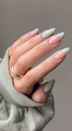 Short Nail Acrylic Almond, Oval Nails Shape, Square Oval Nails, Nails Shape, Subtle Nails, Short Almond, Casual Nails, Blush Nails, Classy Acrylic Nails