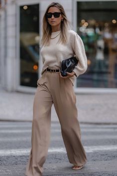 [SponsoredPost] 96 Best Women Pants Casual Street Styles Insights You Need To Know In No Time #womenpantscasualstreetstyles Beige Trousers Outfit, Trouser Pants Outfits, Tailored Pants Outfit, Beige Pants Outfit, Wide Pants Outfit, Outfit Formal Mujer, Beige Trouser, Wide Leg Trousers Outfit, Wide Leg Outfit