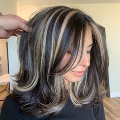 21 Straight Layered Hair Ideas For Extra Volume And Bounce Layer Haircut, Rambut Brunette, Straight Layered Hair, Cute Hair Colors, Brunette Hair With Highlights, Long Hairstyle, Gorgeous Hair Color