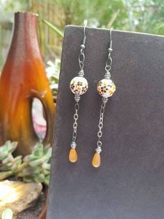 Vintage look floral earrings - Orange flower earrings - Tear drop earrings Spring Orange Drop Earrings, Vintage White Flower Drop Earrings, Orange Dangle Jewelry For Spring, Vintage White Dangle Flower Earrings, Spring Gift Teardrop Dangle Earrings, Vintage Dangle Earrings For Spring, Hypoallergenic Spring Dangle Earrings, Hypoallergenic Dangle Earrings For Spring, Spring Teardrop Earrings With Ear Wire