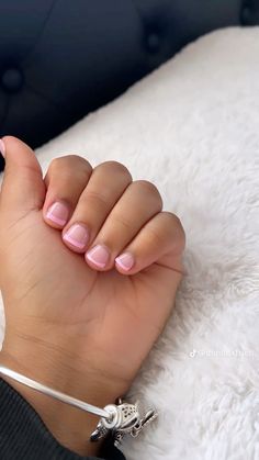 Biab Nails, Girly Nails, Natural Nails Manicure, Ideas Uñas, Overlay Nails, Henna Nails, Hard Nails, Colored Acrylic Nails, French Tip Acrylic Nails