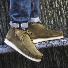 Clarks Wallabees Outfit, Clark Wallabees, Clarks Wallabees Men, Clarks Shoes Mens, Clarks Boots, Clarks Wallabees, Mens Casual Outfits Summer, Suede Leather Shoes, Nike Air Shoes