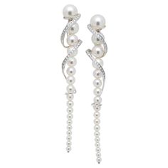 Akoya Pearl & Diamond Conch Twist Earrings Each pearl is hand- picked and matched to ensure perfect harmony in color and size to create lively jewellery. Fun and flirty this creation features Baby Akoya Pearls that stand out for their little size, between 2 and 5 millimeters and for the incredibly countless shades, from white to yellow, from light blue to grey. Renowned for their delicate brilliant luster, baby akoya’s origin is Japan and Vietnam. Subject to no treatment and as insane as it soun Conch Earrings, Twist Earrings, Conch Earring, Gold Luxury, Aesthetic Movement, Perfect Harmony, Akoya Pearls, Pearl Diamond, Conch