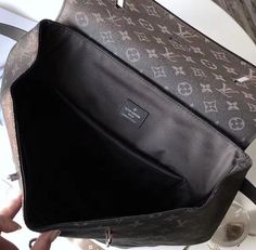 ADC Fashion Lu-Vi bags - 560 A+ Excellent Quality copies; Contact us if you've any questions in your mind. Louis Vuitton Designer, Lv Bag, Louis Vuitton Monogram, Luxury Bags, Contact Us, Louis Vuitton, Monogram, Luxury Fashion, Canvas