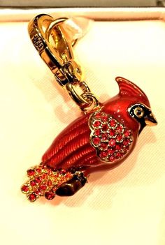 2013 JUICY COUTURE CARDINAL CHARM BEAUTIFUL FULL OF RED CRYSTALS HARD TO FIND NEW WITHOUT TAGS ALL MY ITEMS ARE 100% AUTHENTIC  ALL ITEMS ARE INSPECTED, PHOTOGRAPHED AND CAREFULLY PACKAGED BEFORE SHIPPING Red Juicy Couture, Juicy Charms, Charm Bracelet Juicy Couture, Juicy Couture Charm Necklace, Juicy Couture Jewelry Necklaces, Red Crystals, Juicy Couture, Bracelets And Charms, Fashion Watches