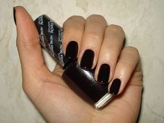 Black Painted Nails, Dark Color Nails, Lincoln Park After Dark, Nail Piercing, Squoval Nails, Gel Nails At Home, Glamour Nails, Painted Nails