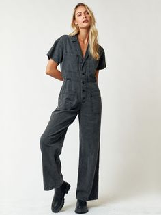 Fitted Overalls With Pockets For Loungewear, Utility Jumpsuit Street Style, Clothing Studio, Utility Jumpsuit, Wide Leg Jumpsuit, Business Casual, Bodice, Wide Leg, Perfect Fit