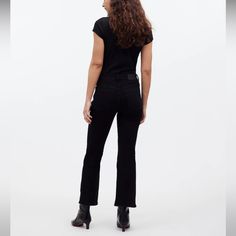 Nwt Crop Denim In Black By Madewell. Midrise Everyday Black Flare Jeans For Fall, Black Flare Jeans For Spring Everyday Wear, Black Flare Jeans For Everyday Fall Wear, Madewell Jeans, Mid Rise Jeans, Black Crop, Cropped Denim, Colored Denim, Cropped Jeans