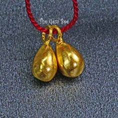 DESCRIPTION: Thank you for coming in! Exciting 18k solid gold finding! Handmade cute full teardrop charm that you can hang on your jewelry! You'll get 2 pieces per winning! Size: 3.3mmx8.2mm including 3mm loops(1.5mm holes) WEIGHT: 0.28 grams (approx) MATERIAL: 18k Solid Yellow Gold Gold Pear-shaped Drop For Gift, Gold Rate, Chain Extenders, Diamonds And Gold, Yellow Gold Chain, Hook Clasp, Solid Yellow, Gold Beads, Gold Chains