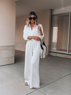 All White Linen Pants Outfit, Wide Leg Pants Outfit Spring 2023, Wide Leg White Linen Pants Outfit, Wide Leg White Pants Outfit, Wide Leg Linen Pants Outfit, White Wide Leg Pants Outfit, Wide Leg Pants Outfit Summer, Womens Flowy Pants, Linen Pants Outfit Summer