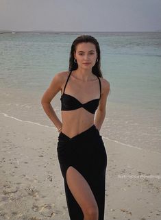 Beach Vibes Outfit, Beachy Outfits, Beach Fits, Beach Photography Poses, Looks Party