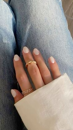 Classy Wedding Nails, Milky Pink Nails, Europe Nails, Milky Pink, Smink Inspiration, Basic Nails, Round Nails, Nails 2024