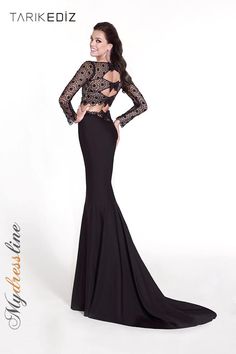 🌹 Feel like a princess in the Tarik Ediz 92535 two-piece mermaid evening dress. This enchanting ensemble features delicate lace embroidery and luxurious crepe fabric, creating a mesmerizing look that will leave everyone breathless. With its fitted bodice, keyhole back, and elegant bateau neckline, this dress exudes timeless elegance. The long skirt gracefully hugs your curves and flows into a captivating train adorned with a charming bow. Perfect for special occasions, this dress will make you Tarik Ediz Dresses, Plastic Dress, Trumpet Dress, Tarik Ediz, Sleeve Gown, Affordable Prom Dresses, Long Sleeve Gown, Mermaid Evening Dresses, Dress Purchase