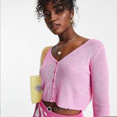 Brand New Very Cute Pink Cropped Cardigan. 90s Vibes Lightweight Material Trendy Pink Cardigan For Spring, Trendy Spring Cardigan, Trendy Spring Cardigan For Day Out, Trendy Pink Cardigan For Day Out, Pink Summer Casual Cardigan, Pink Cropped Cardigan, Cardigan Rosa, Crochet Trim Top, Urban Revivo