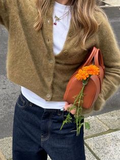 Fall 24 Outfits, Glasses Outfits, Flower Outfit, Dinner Fits, Chique Outfit, Quoi Porter, Glasses Shop, Womens Fashion Inspiration, My Fashion