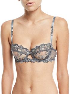 Low Cut Bra, Best Nursing Bras, Demi Cup Bra, Beautiful Bra, Cute Lingerie, Pretty Lingerie, Dolce E Gabbana, Lace Fashion, Beautiful Lingerie