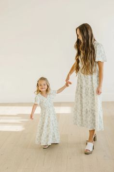 Midi Dress in Floral Lavender – FEHRNVI Light Green Maxi Dress, Mommy And Me Dress, Clogs Outfits, White Clogs, Light Green Dress, Green Maxi Dress, Beautiful Floral Dresses, Mommy And Me Dresses, Green Maxi