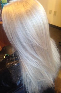 Long White Hair, Blonde Hair Shades, Blonde Hair Looks, Hair Shades, Platinum Blonde Hair, Hair Inspiration Color