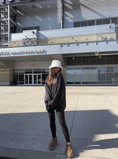 Vintage Steelers Crew + lulu align leggings + mini platform uggs + fuzzy bucket hat Fuzzy Bucket Hat, Bucket Hat, Leggings, Sports, Hats