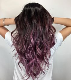 Bayalage Highlights, Bayalage Blonde, Blonde Shades, Purple Ombre Hair, Purple Highlights, Balayage Blonde, Gorgeous Hair Color, Ombre Hair Color, Hair Color Balayage