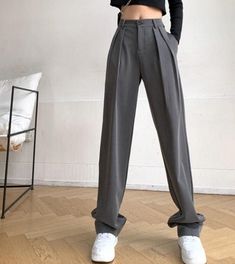 IN Size Waist Hip Pant Length S 26.38 43.31 41.73 M 27.95 44.88 42.13 L 29.53 46.46 42.52 XL 31.10 47.24 42.91 CM Size Waist Hip Pant Length S 67 110 106 M 71 114 107 L 75 118 108 XL 79 120 109 Style: CasualWaist Type: HIGHDecoration: ButtonDecoration: PocketsFabric Type: BroadclothPattern Type: SolidPant Style: STRAIGHTMaterial: CottonMaterial: PolyesterFit Type: LOOSELength: Full LengthClosure Type: Zipper FlyGender: WOMENModel Number: BY7798Front Style: Pleateditem type: women trousers Long Suit, Trousers Women Wide Leg, Suit Pants, Wide Leg Trousers, High Waisted Pants, Trousers Women, Black And Grey, High Waist, Wide Leg