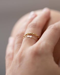 14K dainty block letter chain ring  Perfect for everyday wear. Wear it alone or as a stacking ring. - 14k gold - letter measures about 4.7mm - Leave your choice of initial in the "note to seller" section while check out This listing is for one dainty chain ring, for other rings you can find them here: *  You can find the Oval link ring here: https://www.etsy.com/listing/1591549562/14k-gold-solid-oval-link-ring-simple?click_key=ee62d45c50dc8ca1a22b2ae527437f13e2538c09%3A1591549562&click_sum=60909cd2&ref=shop_home_active_30&frs=1 *  Curb chain ring: https://www.etsy.com/listing/869357916/dainty-curb-chain-ring-in-14k-gold-14k?click_key=6d8f928d94b3dfc63e3258e89855ed9c23319624%3A869357916&click_sum=a3aac463&ref=shop_home_active_11&frs=1 # Statement rings chain ring thick chain  gold chain rin Letter Rings, Link Ring, Letter Ring, Gold Letter, Linking Rings, Dainty Chain, Ring Simple, Everyday Rings, Initial Ring