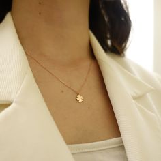 "\"14k Gold CLOVER LEAF Shaped Minimal Necklace, Good Luck Gifts, 14k Gold Customized Chain and Lock | Shamrock Necklace | Gift for Her\" Clover leaf shaped pendant with minimalist shape and elegant chain. An elegant and delicate jewel symbolizing luck.. ∙ P R O D U C T I O N ∙ ‣ All of our products are handmade and made to order ‣ All of our items are 14K real gold. We do not carry any gold filled, gold plated, or gold vermeil items. Also there are no other metals used so all items are hypoalle Delicate Pendant Jewelry For Birthday, Dainty Jewelry As A Gift, Dainty Small Jewelry For Gifts, Minimalist Pendant Jewelry For Birthday, Hypoallergenic Rose Gold Jewelry For Birthday, Dainty Jewelry Gift, Minimalist Charm Jewelry For Birthdays, Minimalist Jewelry With Charms For Birthday, Delicate Hypoallergenic Jewelry For Birthday