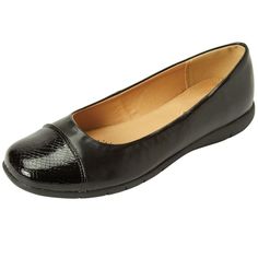 A comfortable and classic flat that adds an ultra-feminine touch to all your favorite outfits. Classic Round Toe Flats, Casual Black Ballet Flats For Everyday, Classic Black Everyday Flats, Fitted Casual Flats For Work, Casual Fitted Flats For Work, Classic Black Ballet Flats, Comfortable Black Flats For Everyday, Classic Black Ballet Flats For Everyday, Black Casual Slip-resistant Flats