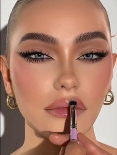 Teknik Makeup, Makeup Cantik, Video Makeup, Makeup Artist Tips, Smink Inspiration, Pinterest Makeup