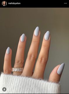 Nail Color Inspo 2024, Chrome Short Nails, Pale Blue Nails, Icy Blue Nails, Stone Nails, Grey Nails, Beauty Hacks Nails, January Nails, Plain Nails