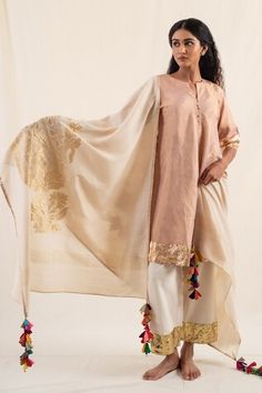 Moonga ivory silk brocade dupatta with floral motif and multi color tassels. - Aza Fashions Designer Wear Dupatta With Tassels For Diwali, Transitional Cream Cotton Silk Dupatta, Cream Slub Silk Dupatta With Zari Work, Designer Cotton Silk Cream Dupatta, Designer Cream Cotton Silk Dupatta, Designer Anarkali Dupatta With Tassels, Designer Dupatta With Tassels For Festivals, Designer Festival Dupatta With Tassels, Designer Wear Dupatta With Tassels For Festivals