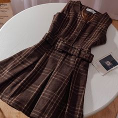 Winter Plaid Mini Dress, Fitted Brown Dress With Belt, Winter Workwear Dress With Belt, Winter Brown Belted Dress, Fitted Brown Plaid Dress For Fall, Brown Plaid Dress, Plaid Dress Fall, Knit Plaid, Short Tie