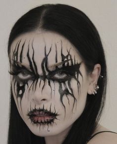 Unconventional Makeup, Goth Eye Makeup, Drag Make-up, Punk Makeup, Face Art Makeup, Old Makeup, Horror Makeup, Drag Makeup, Halloween Makeup Inspiration