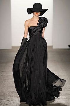 Chique Outfits, Maxi Robes, Long Black Dress, Gorgeous Gowns, Long Black, Look Chic, Dream Dress, Cute Fashion