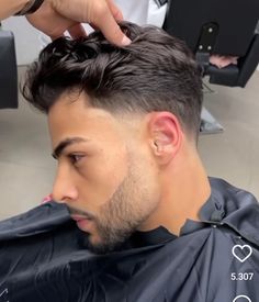 Mens Gentleman Haircut, Mens Low Taper Fade, Tapered Mens Haircut, Men’s Taper Fade, Brush Back Hairstyles Men, Hispanic Men Haircut, Mid Part Haircut Men, Mexican Hairstyles Men, Hispanic Hairstyles For Men