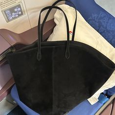 Material: PU, Faux Suede(size width) 65cm * (height) 43cm * (thickness) 26cm Athleisure Dress, Vintage Decoration, Luxury Designer Handbags, Swimwear Bottoms, Handbags And Purses, Casual Tote, Free Jewelry, Free Clothes, Handbag Accessories