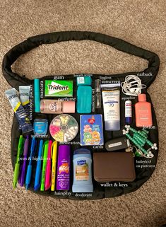 Work Bag Essentials, Road Trip Kit, School Emergency Kit, School Backpack Essentials, Female Footwear, What's In My Bag