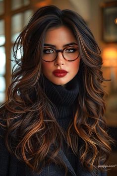 Long Hairstyles For Women Over 50 Thick Hair, Brunette Balayage Hair Summer 2024, Dark Summer Hair, Brown Extensions, Caring Person, Rambut Brunette, Brown Hair Looks, Brunette Hair With Highlights, Brown Hair Balayage