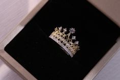 Luxury Sparkling Diamond Ring For Gift, Luxury Sparkling Rings For Gift, Luxury Sparkling Diamond Ring Gift, Elegant Crown Design Rings For Gift, Elegant Crown Jewelry With Bling, Elegant Bling Rings As Gifts, Elegant Ring With Bling As A Gift, Crown Shaped Diamond Ring For Gift, Crown-shaped Diamond Ring As Gift