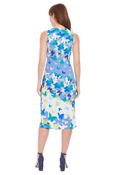 The London Times Brinleigh dress is a chic and versatile knee-length piece featuring a sleeveless design and a flattering tie waist. With its modern silhouette and timeless details, this dress effortlessly blends comfort and style, making it a go-to choice for various occasions where you want to showcase both sophistication and a touch of contemporary flair. Sleeveless Midi Dress With Tie Waist For Vacation, Sleeveless Midi Dress With Tie Waist For Spring, Spring Daywear Sheath Midi Dress, Spring Sheath Midi Dress For Daywear, Mid-length Sleeveless Dress For Spring, Spring Sleeveless Midi Dress With Tie Waist, Sleeveless Dress With Tie Waist For Day Out, Spring Sleeveless Dress With Tie Waist, Fitted Sleeveless Dress With Tie Waist