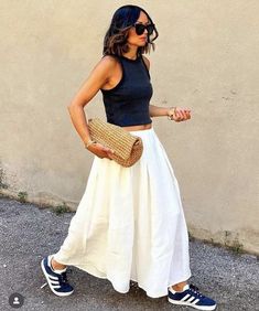 Linen Skirt Outfit, White Maxi Skirt Outfit, Maxi Skirt Outfit Summer, Comfy Spring Outfits, White Skirt Outfits, Skirt Outfit Summer, White Linen Skirt, White Long Skirt, White Maxi Skirts