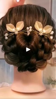 75K views · 605 reactions | Xinh 🌷 | Mẹo Xinh Down Hairstyles For Long Hair, Formal Hairstyles For Long Hair, Bridesmaid Hair Long, Short Homecoming Hair, Bridesmaid Hair Half Up, Updos For Medium Length Hair, Bridesmaid Hair Down, Homecoming Hair Down, Homecoming Hair