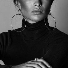 Double Drop hoops by Natasha Schweitzer // Available in gold and silver, in the Strand and Paddington #natashaschweitzer #thecornershop Earrings Outfit, Easy Style, Jewelry Photography, Mua Sắm, Silver Hoops, Coco Chanel, Hands On, A Black