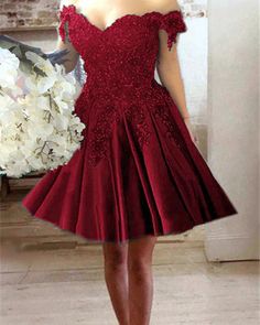 #red #homecomingdress #shortprom #junior #8thgrade Short Prom Dresses, Cocktail Gowns, Short Prom, Hoco Dresses, Green Lace, Prom Dresses Short, Homecoming Dress, 8th Grade, Fitted Dress