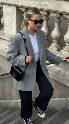 Old Money Fashion, Business Professional Outfits, Money Fashion, 10th Grade, Professional Outfits Women, Corporate Outfits, Winter Mode